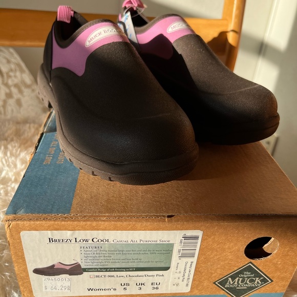 The Original Muck Boot Company size 5, true to size. New with tags. - Picture 6 of 10